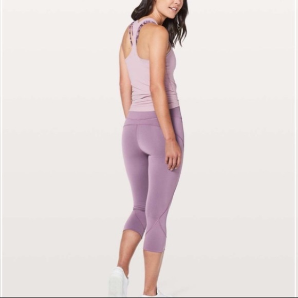 lululemon athletica Pants - Lululemon In Movement Crop *Everlux 19"